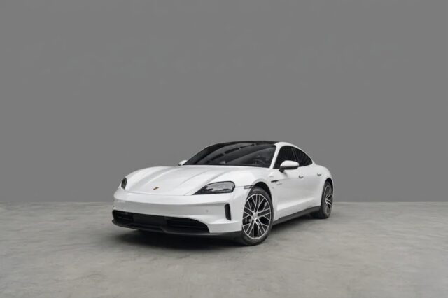 Porsche Taycan 2025